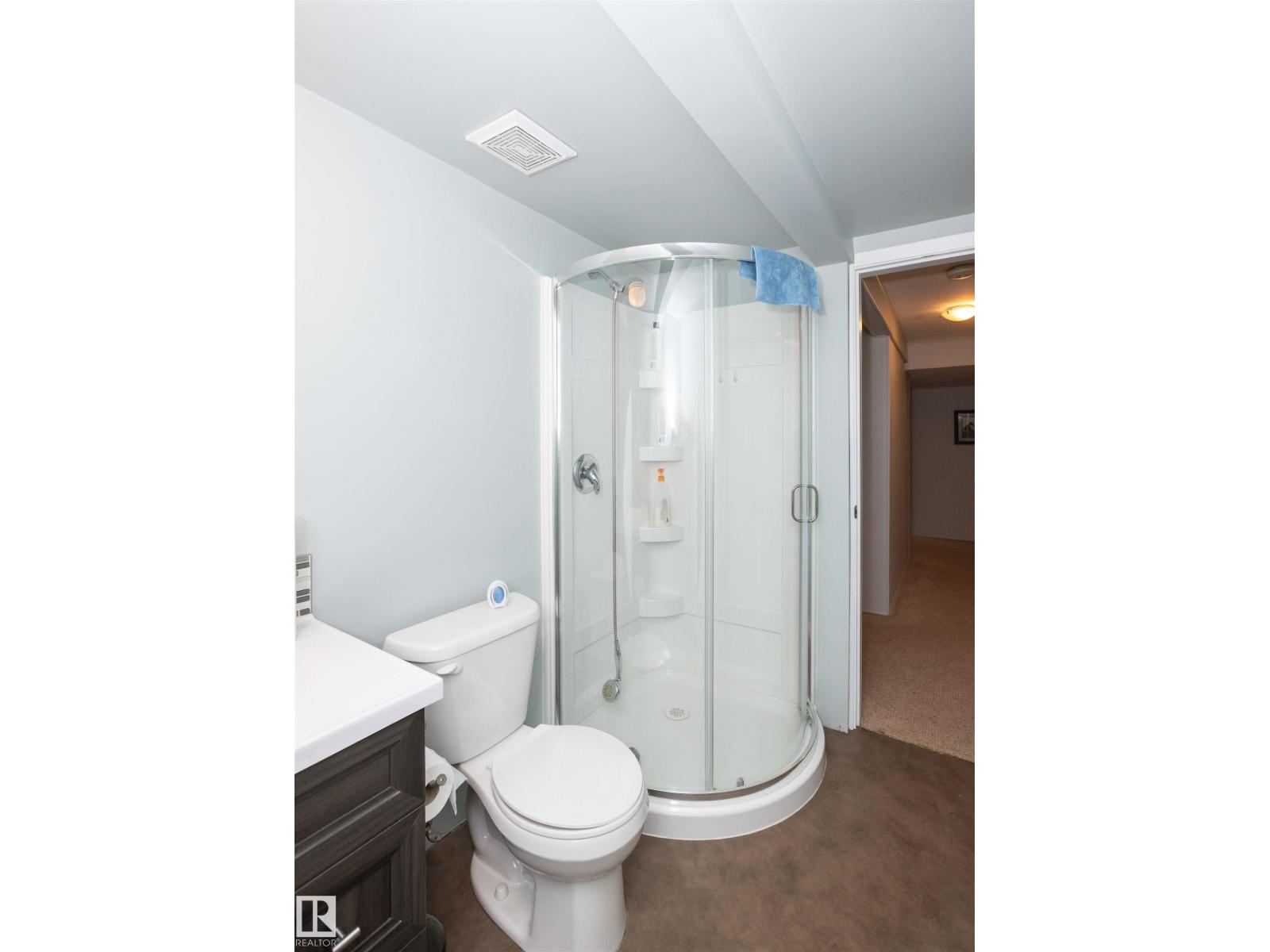 10352 109 Ave - 50
