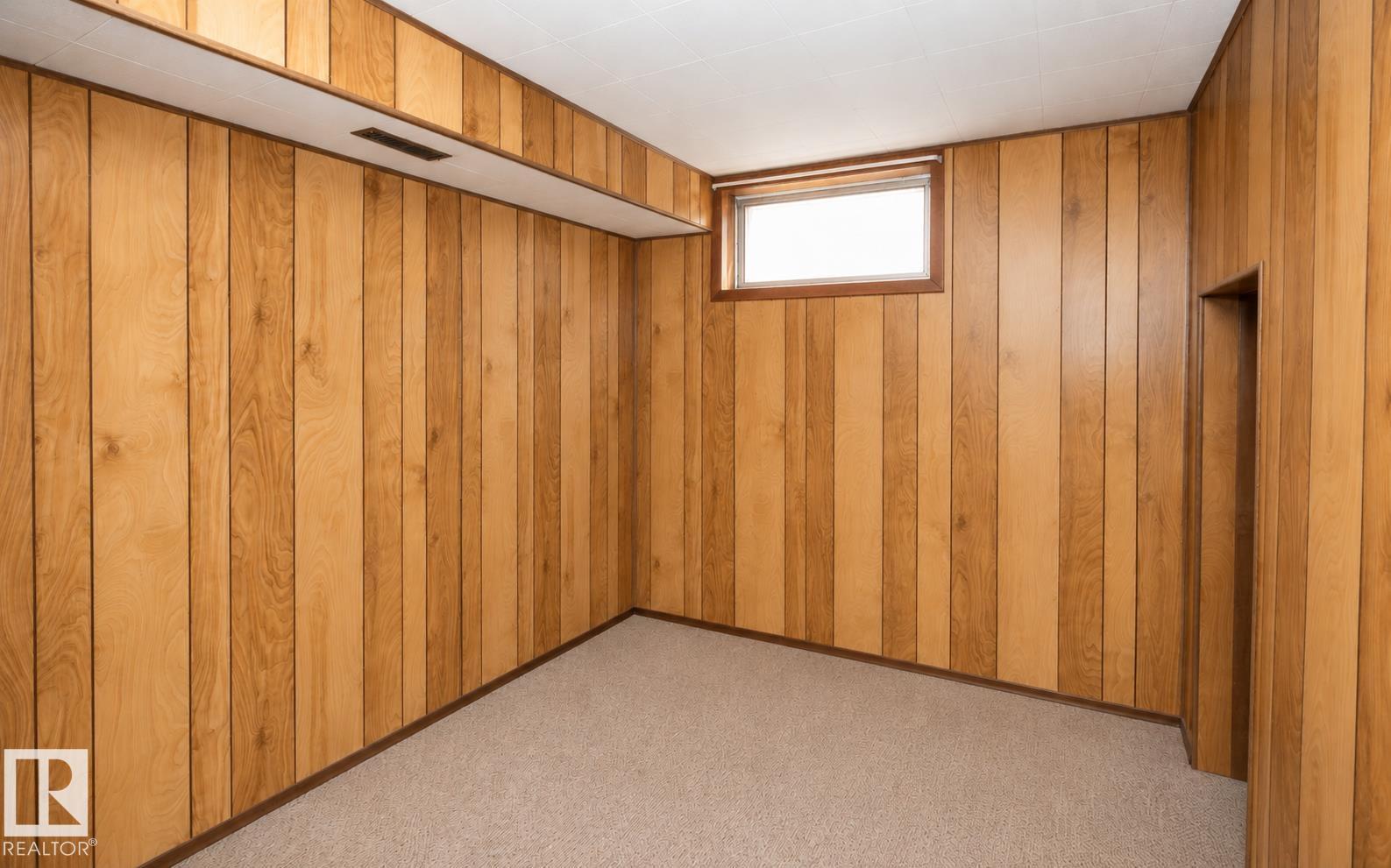 10352 109 Ave - 54
