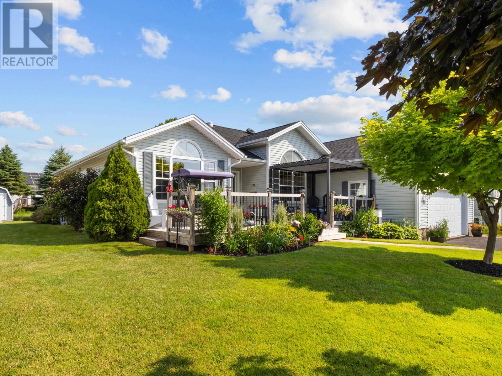 46 Liberty Crescent - 1