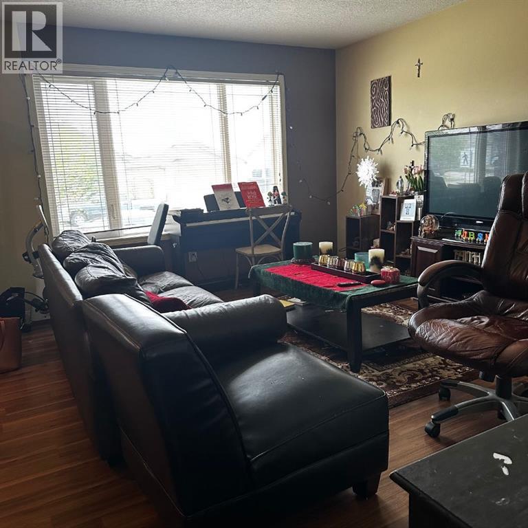 83 Lakeway Boulevard - photo 3