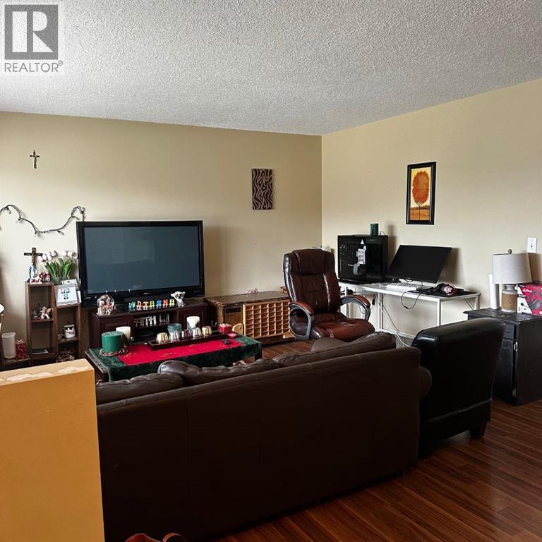 83 Lakeway Boulevard - photo 2