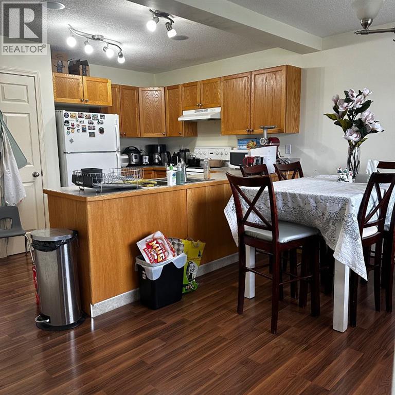 83 Lakeway Boulevard - photo 5