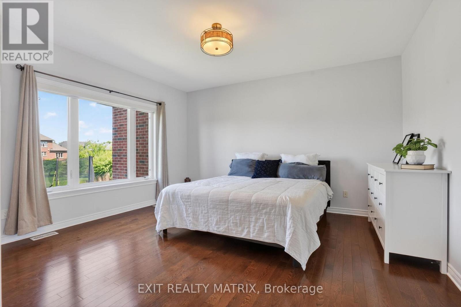 1525 RANGELAND AVENUE - 21