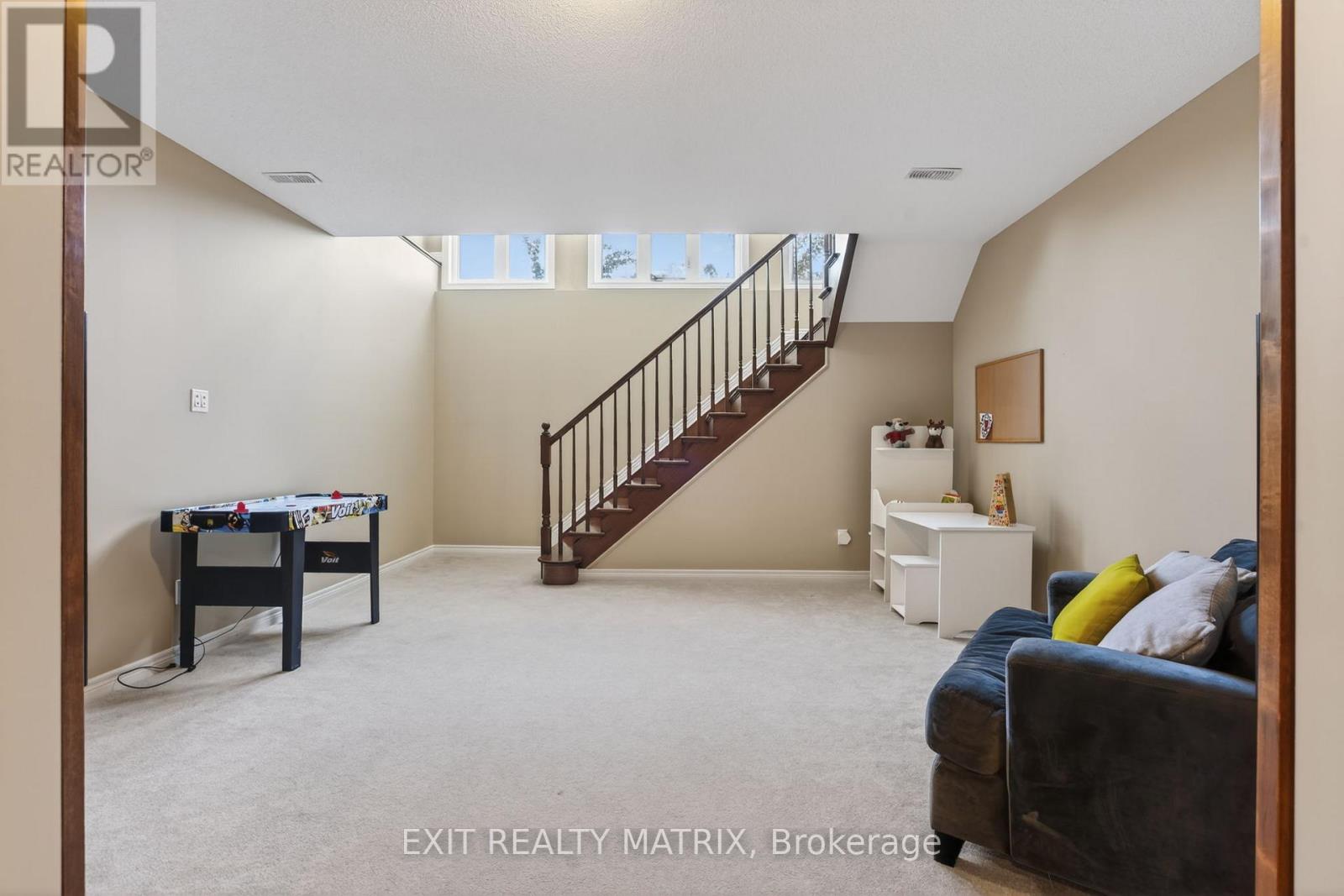 1525 RANGELAND AVENUE - 30