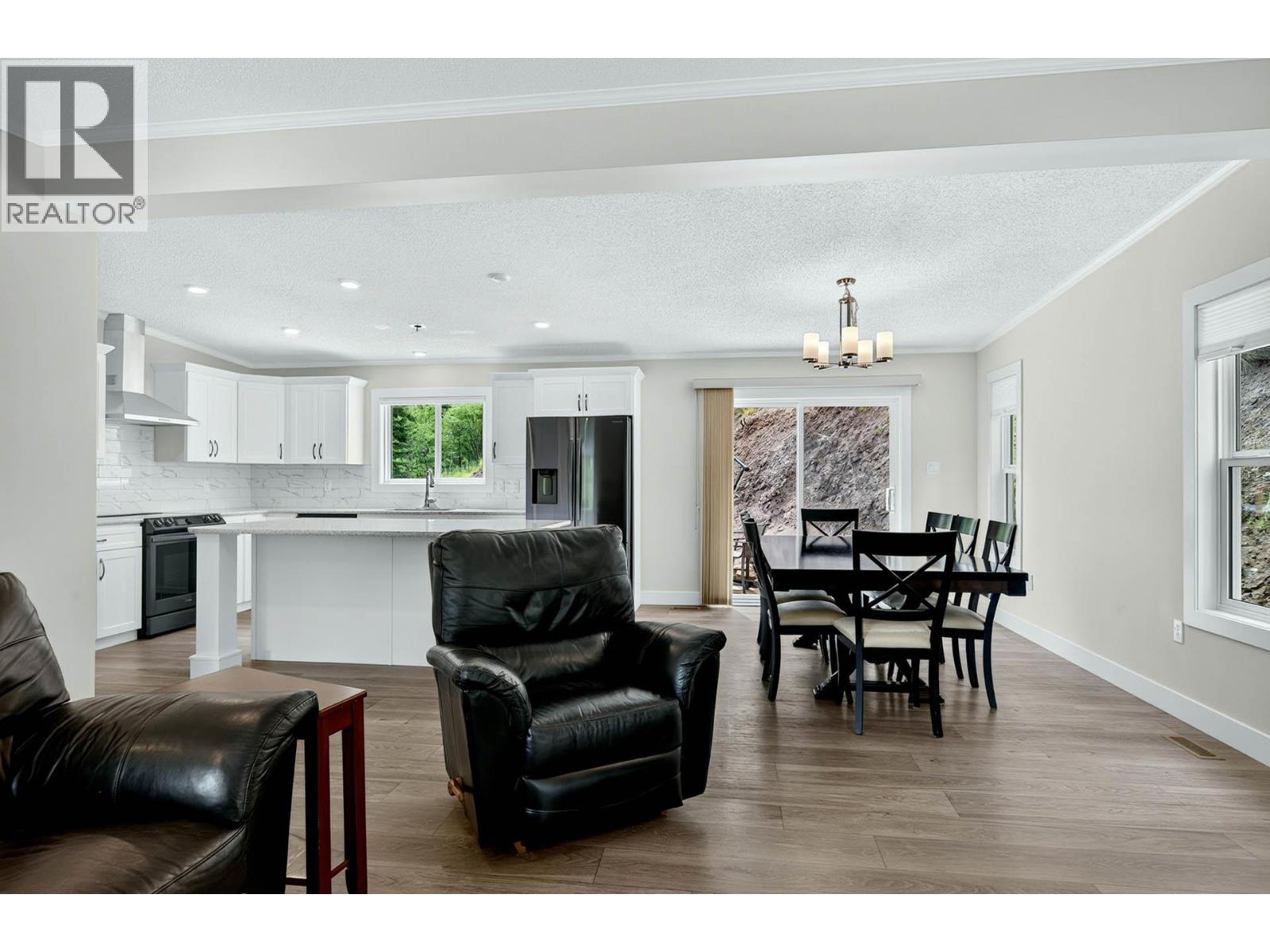 393 Wild Rose Drive - 19