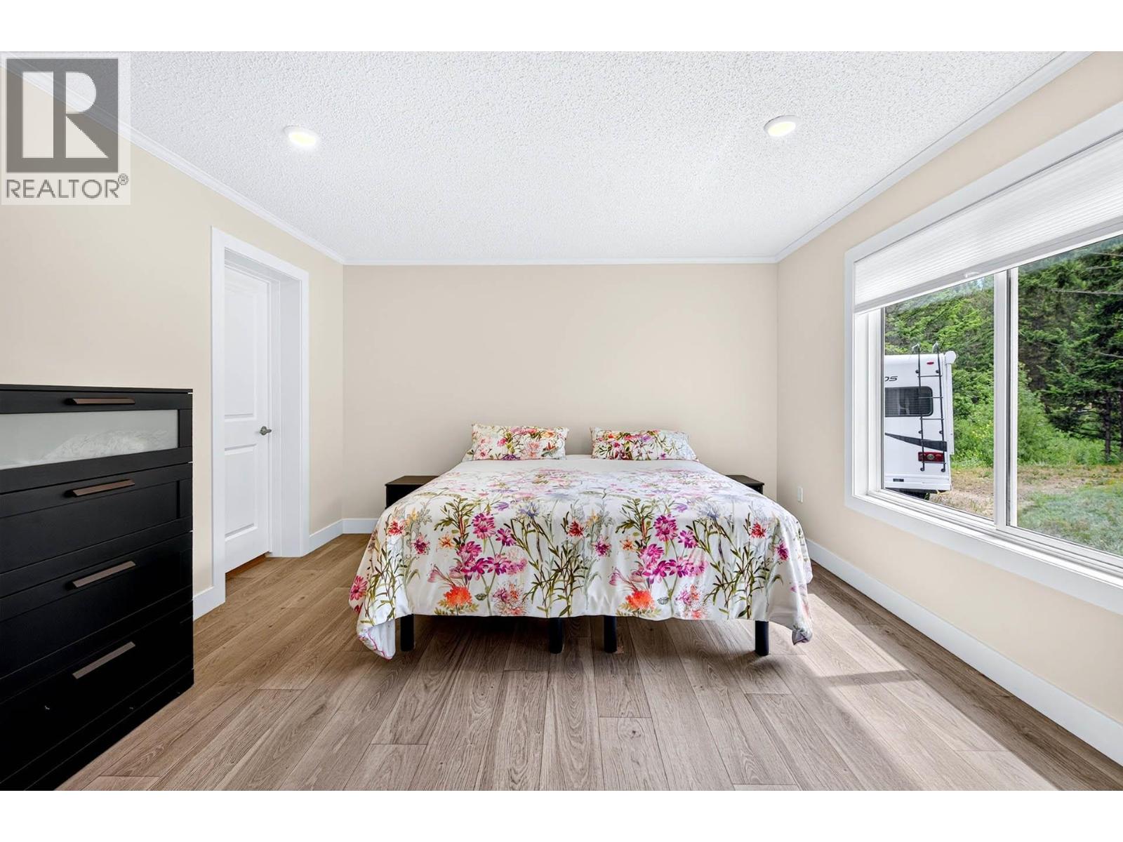 393 Wild Rose Drive - 29