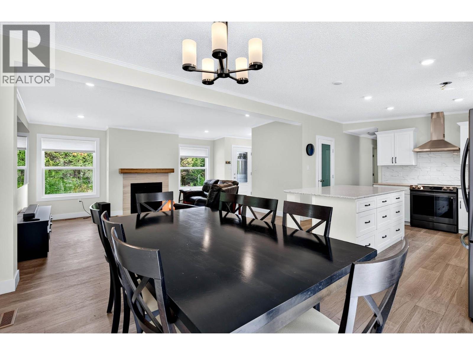 393 Wild Rose Drive - 16