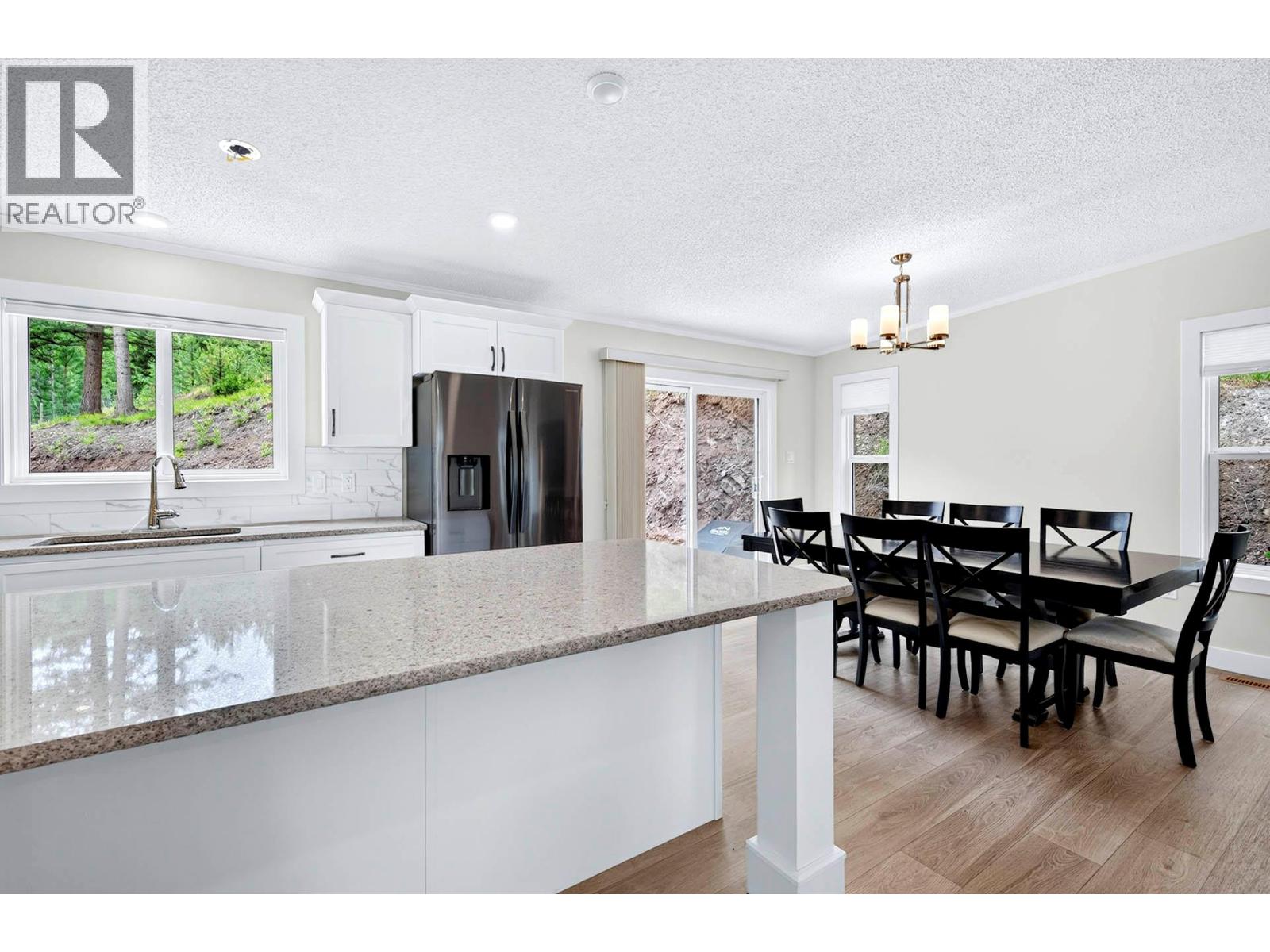 393 Wild Rose Drive - 11