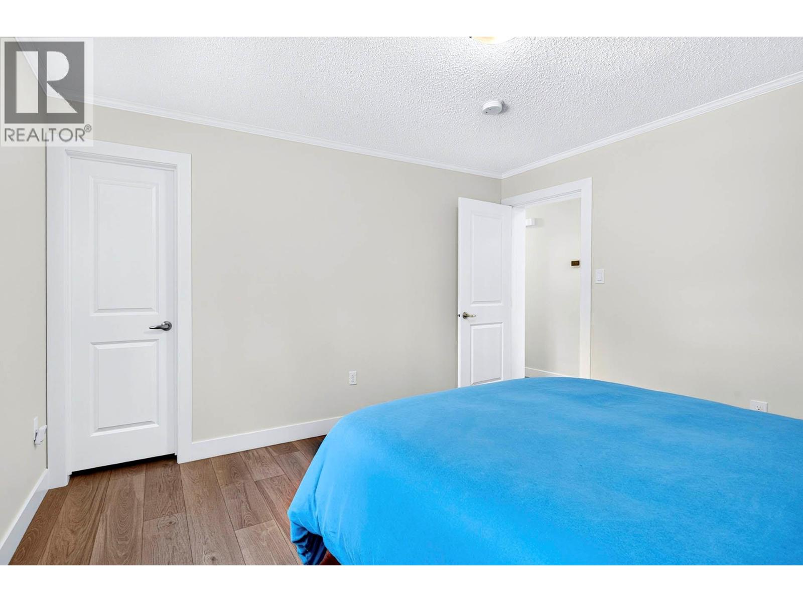 393 Wild Rose Drive - 34