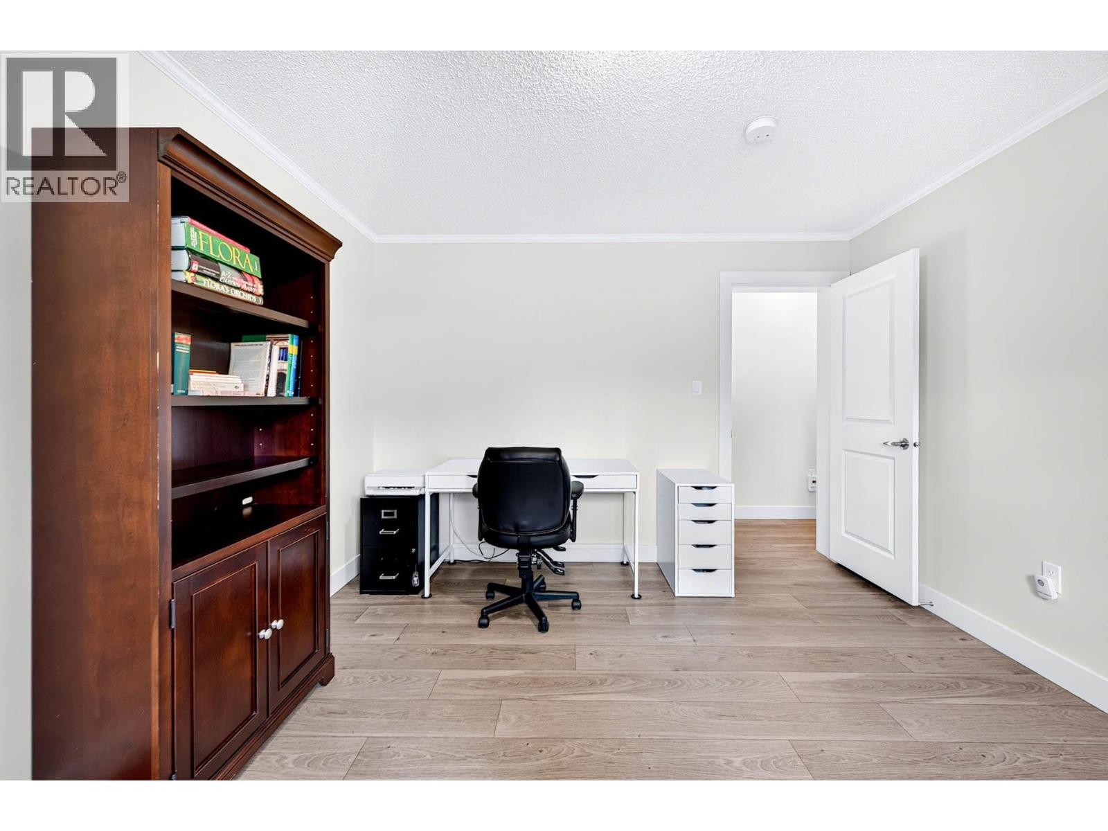 393 Wild Rose Drive - 37