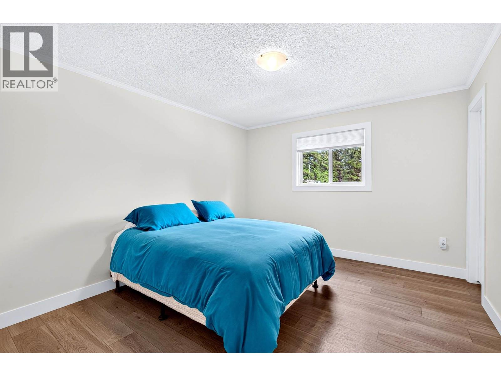 393 Wild Rose Drive - 32
