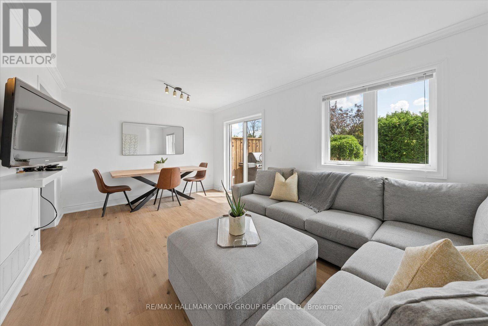 21 SNEDDEN AVENUE - 12