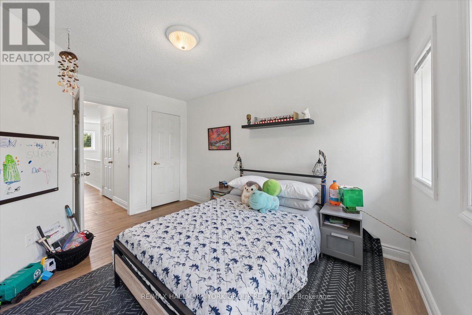 21 SNEDDEN AVENUE - 20