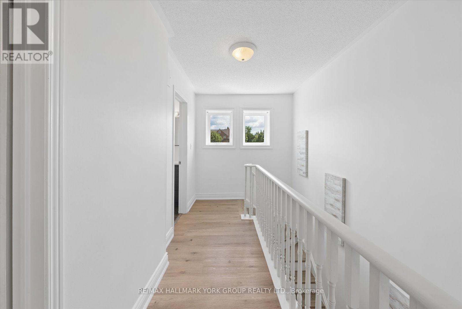 21 SNEDDEN AVENUE - 21