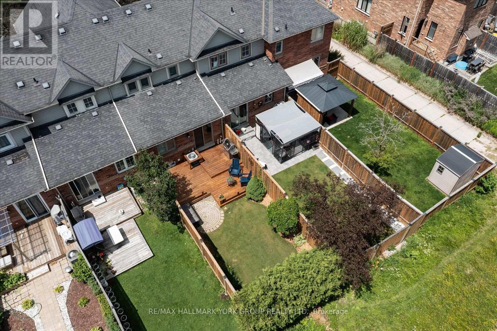 21 SNEDDEN AVENUE - 31