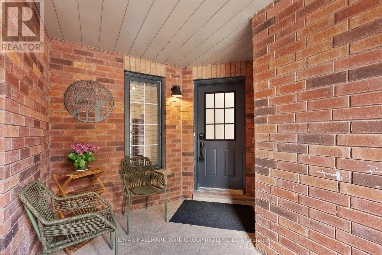 21 SNEDDEN AVENUE - 4