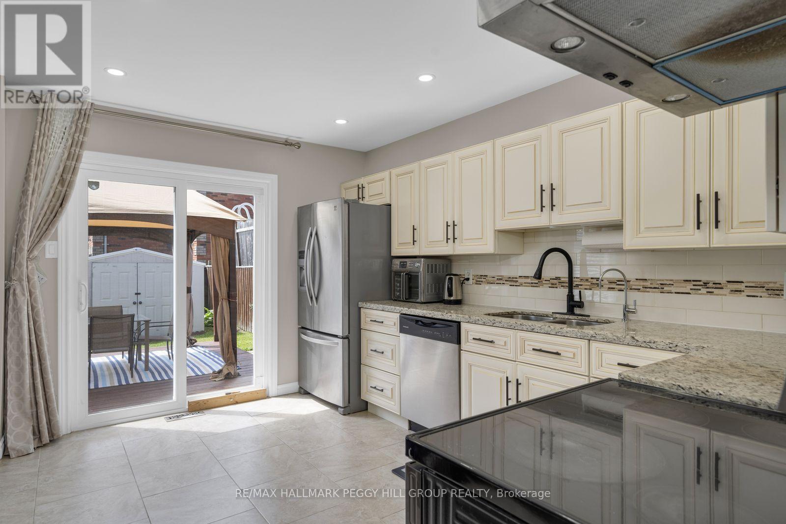 35 VICTORWAY DRIVE - 2