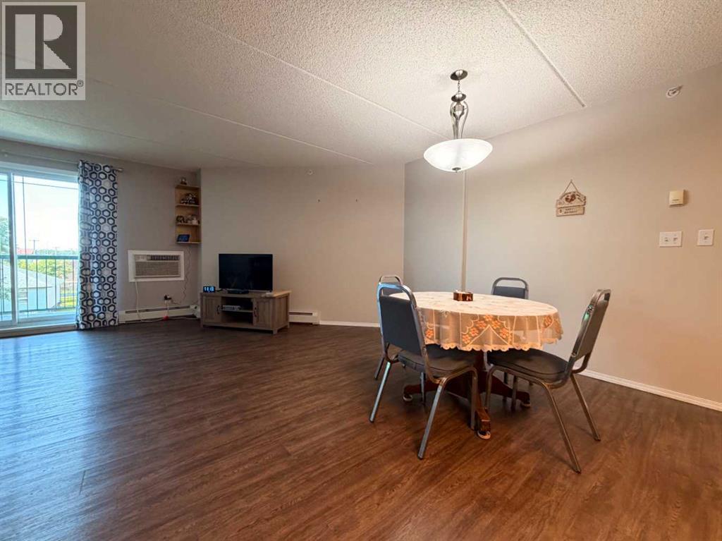 #309 848 4 Avenue - 13