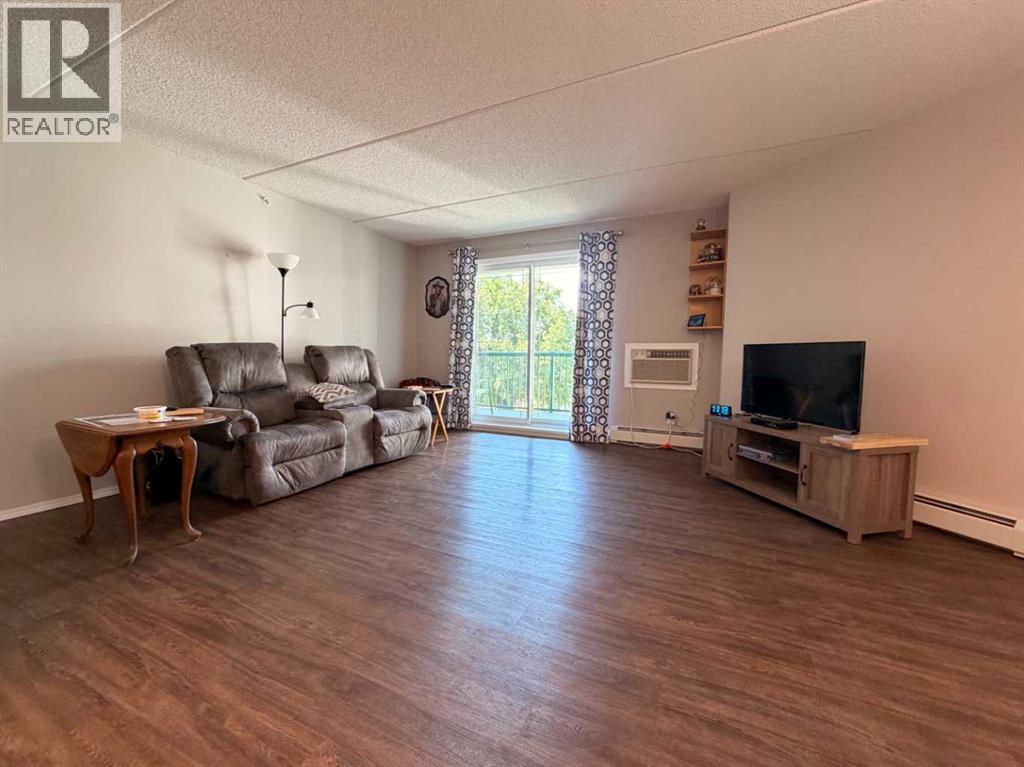 #309 848 4 Avenue - 14