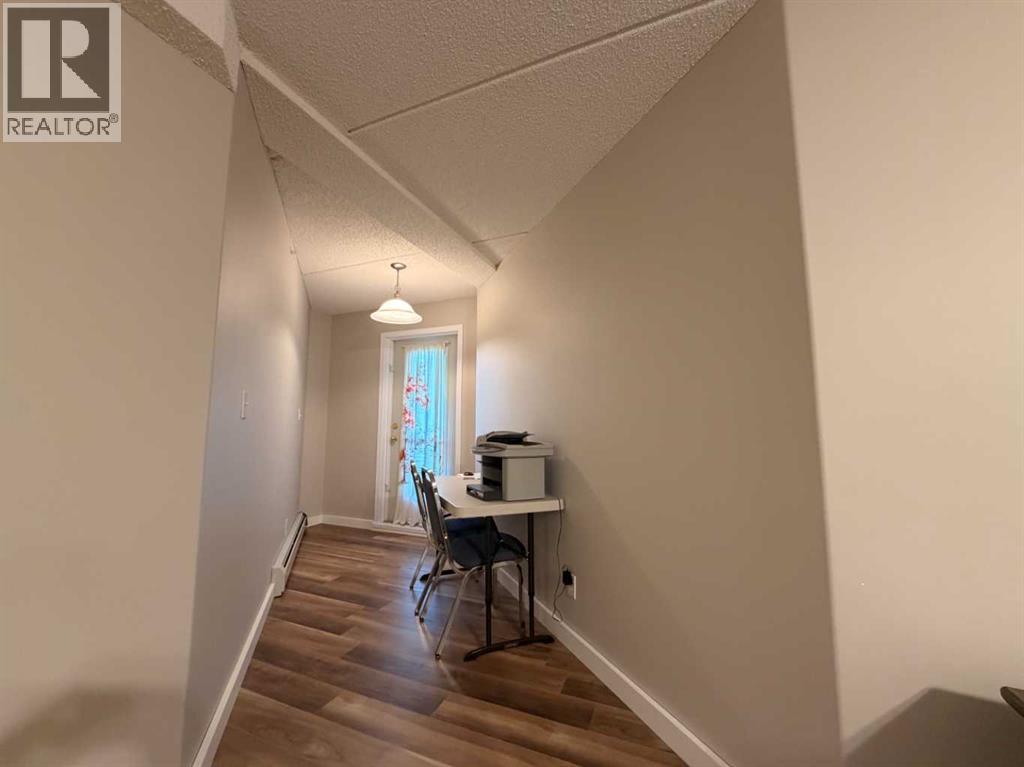 #309 848 4 Avenue - 7