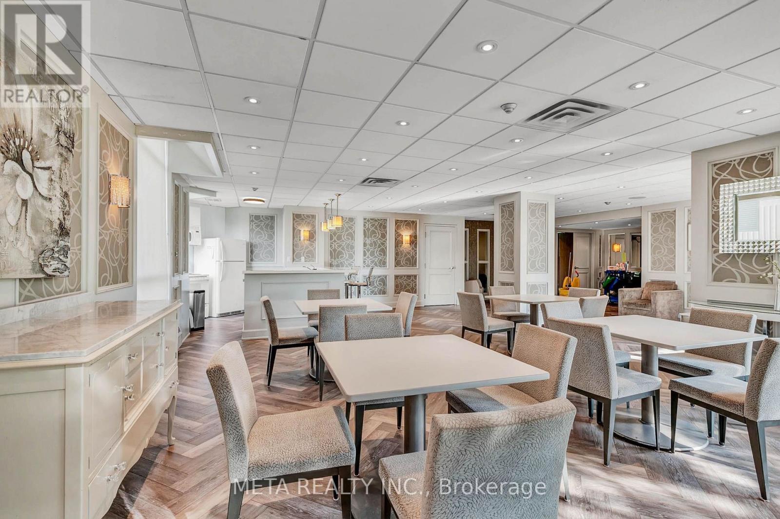#2010 550 WEBB DRIVE - Image 31