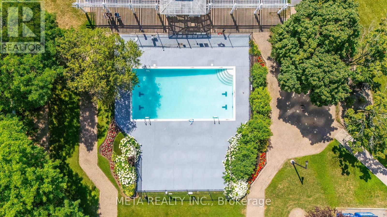 #2010 550 WEBB DRIVE - Image 37