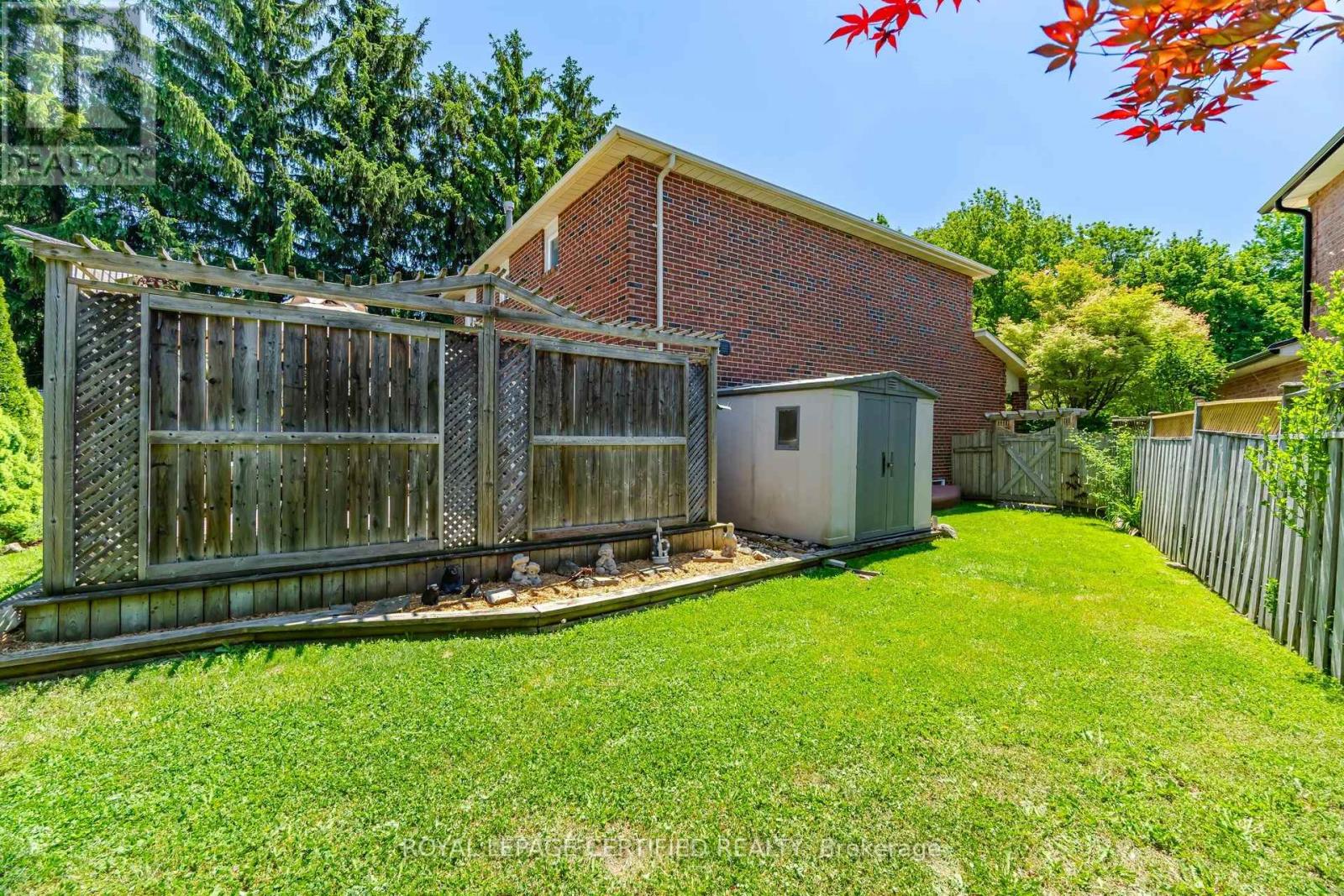 20 BURNLEY PLACE - 45