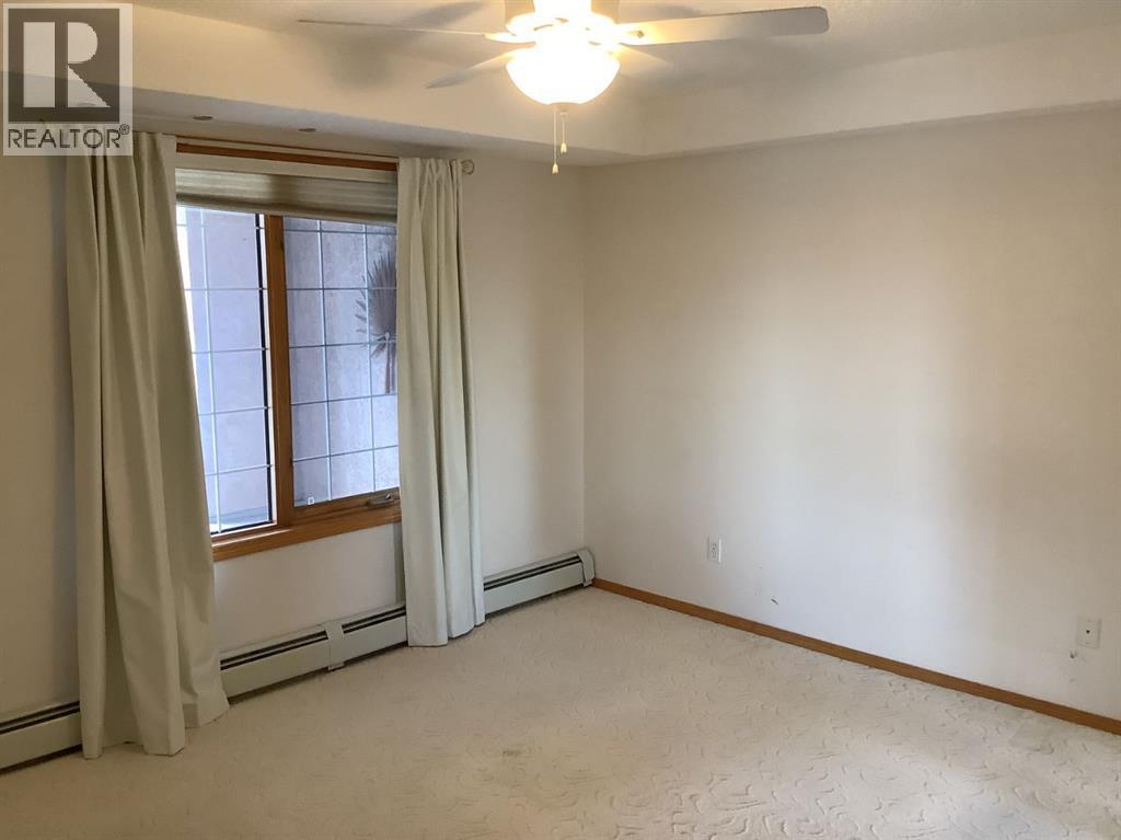 #225 4805 45 Street - 12
