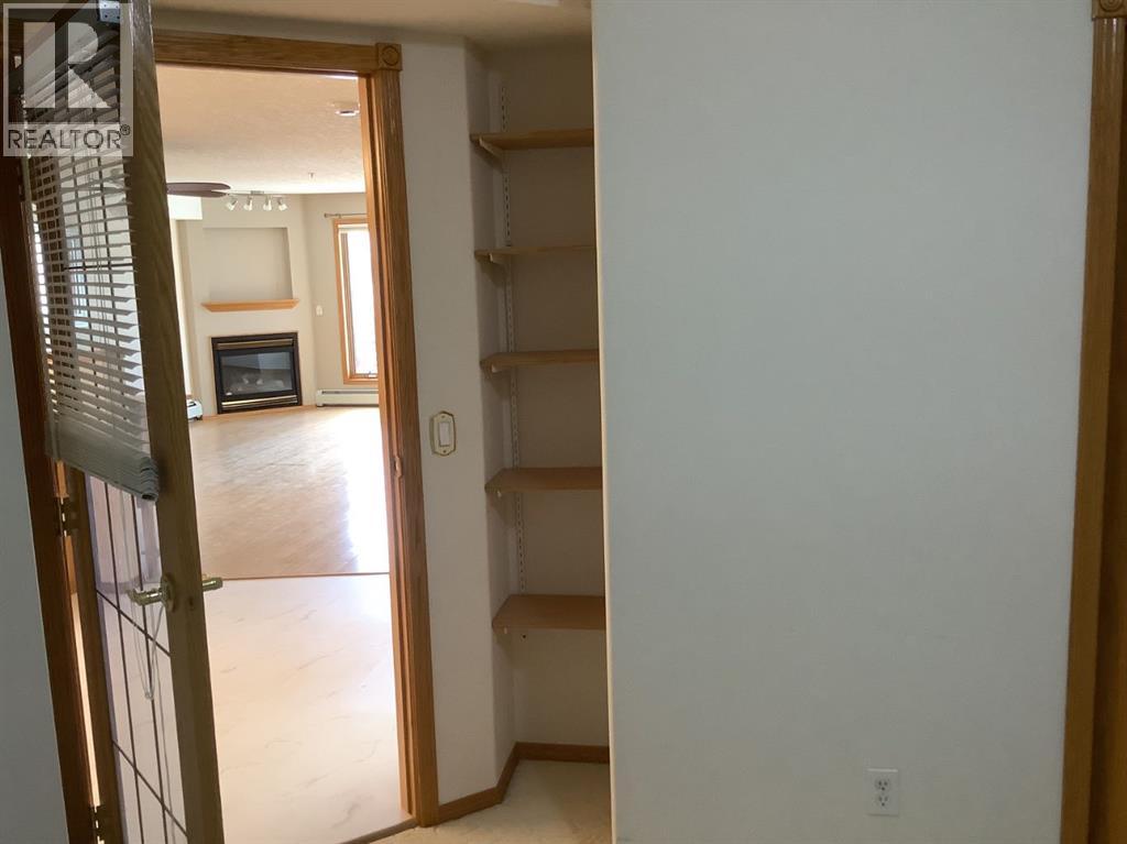 #225 4805 45 Street - 21