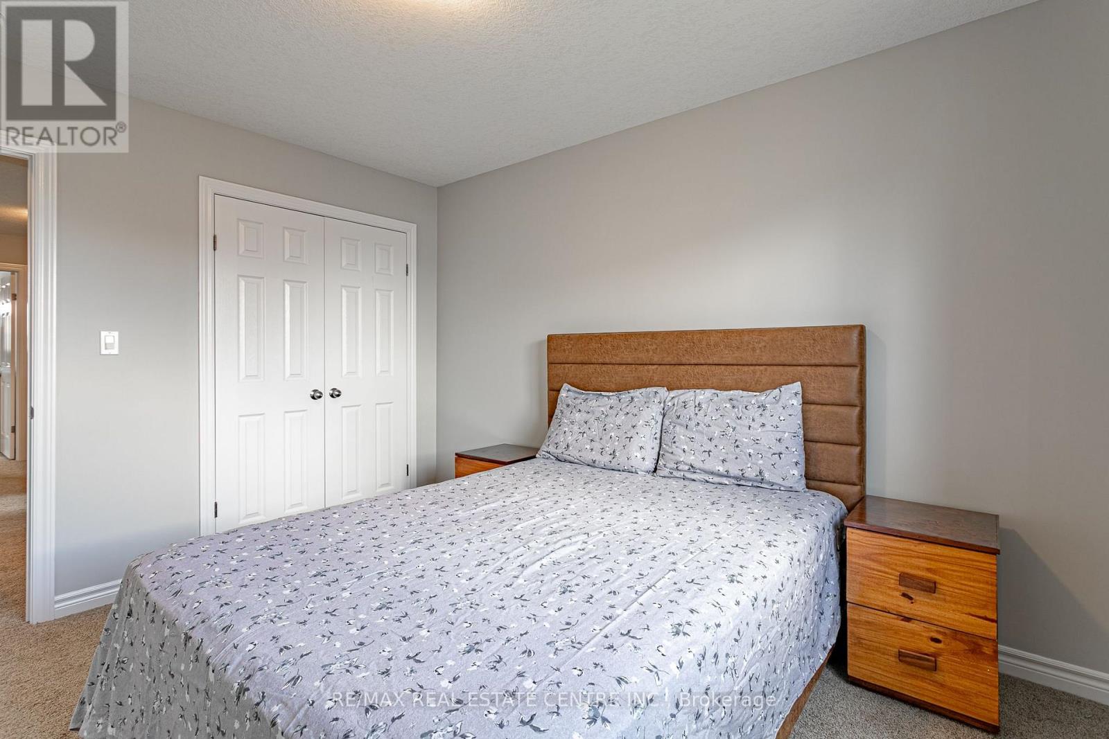 1540 DUNKIRK AVENUE - 20