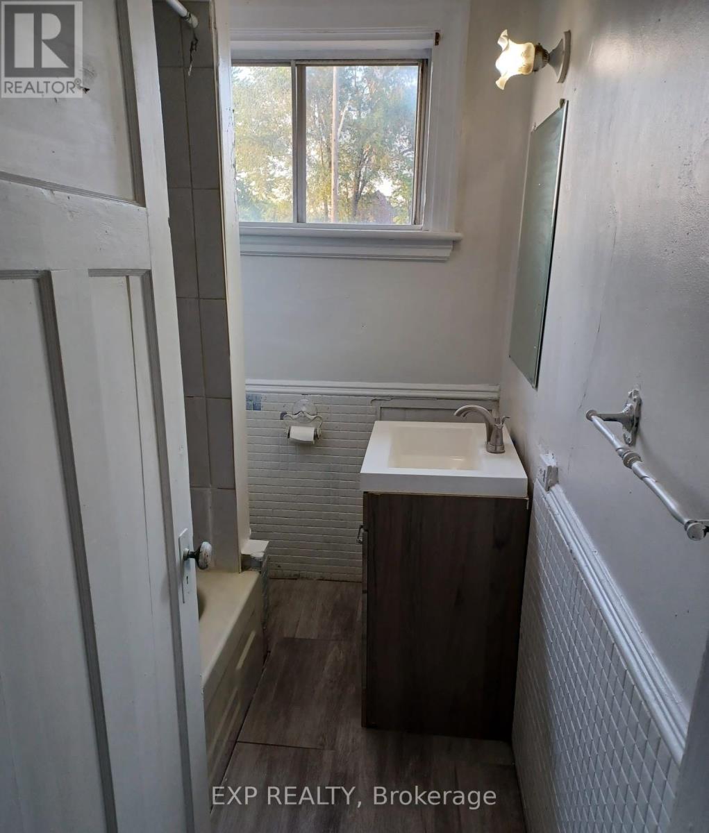 47 NIGHTINGALE STREET - 3
