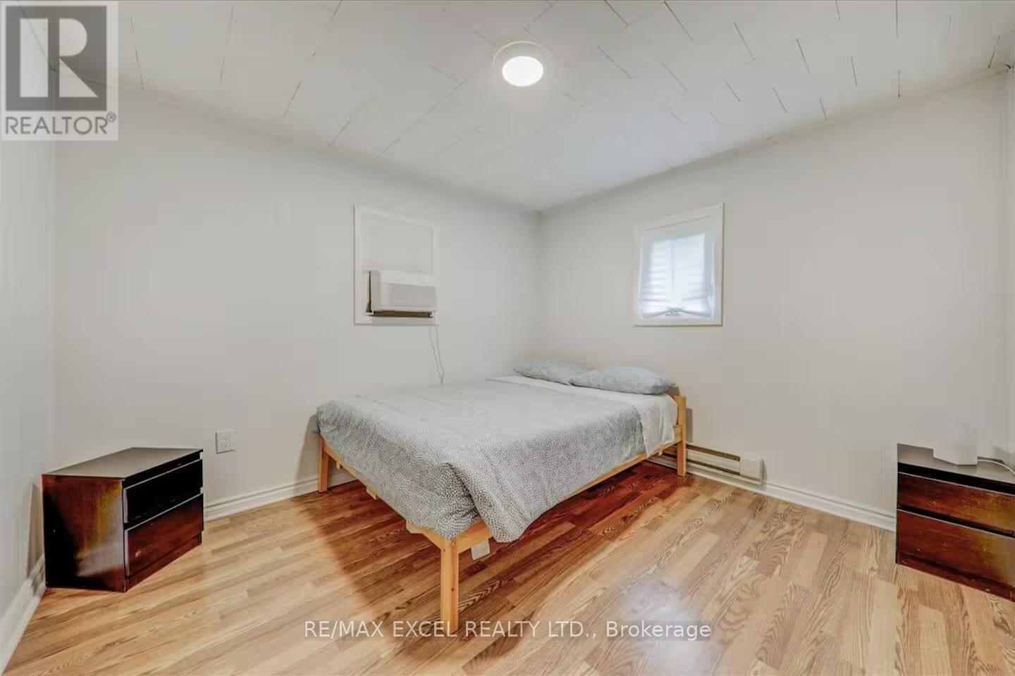 34 HARGRAVE ROAD - 17