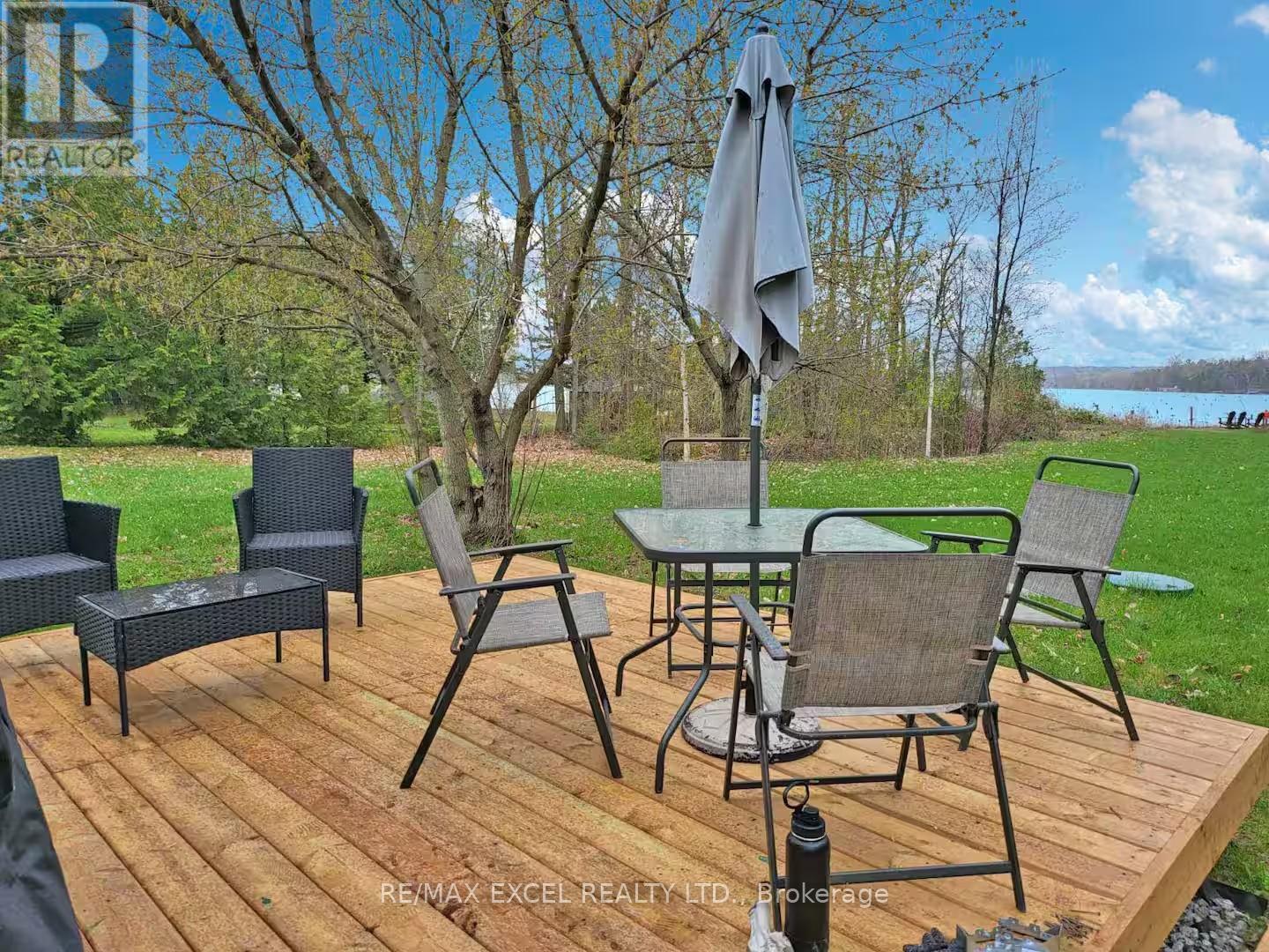 34 HARGRAVE ROAD - 33