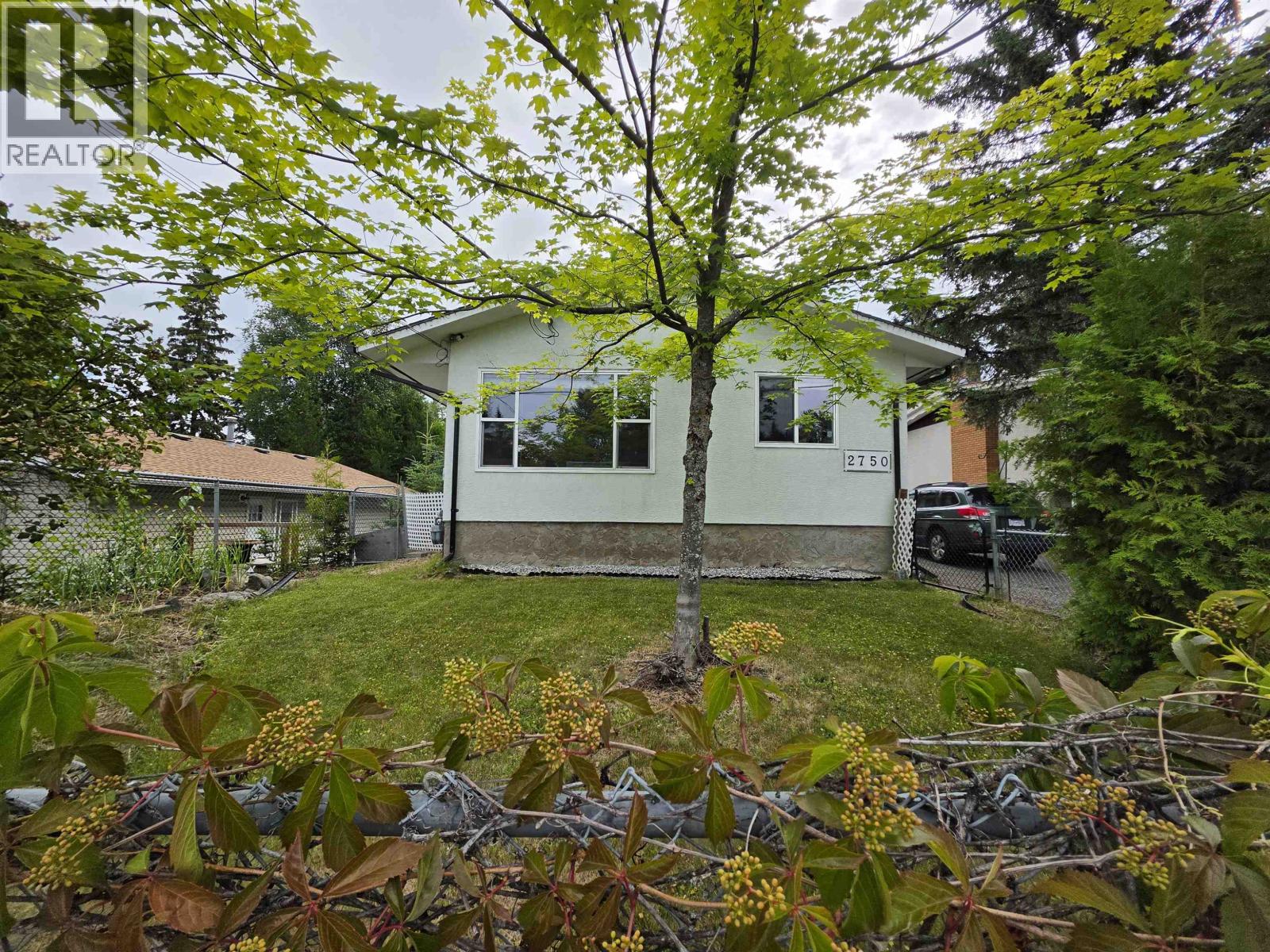 2750 OAK STREET - 1