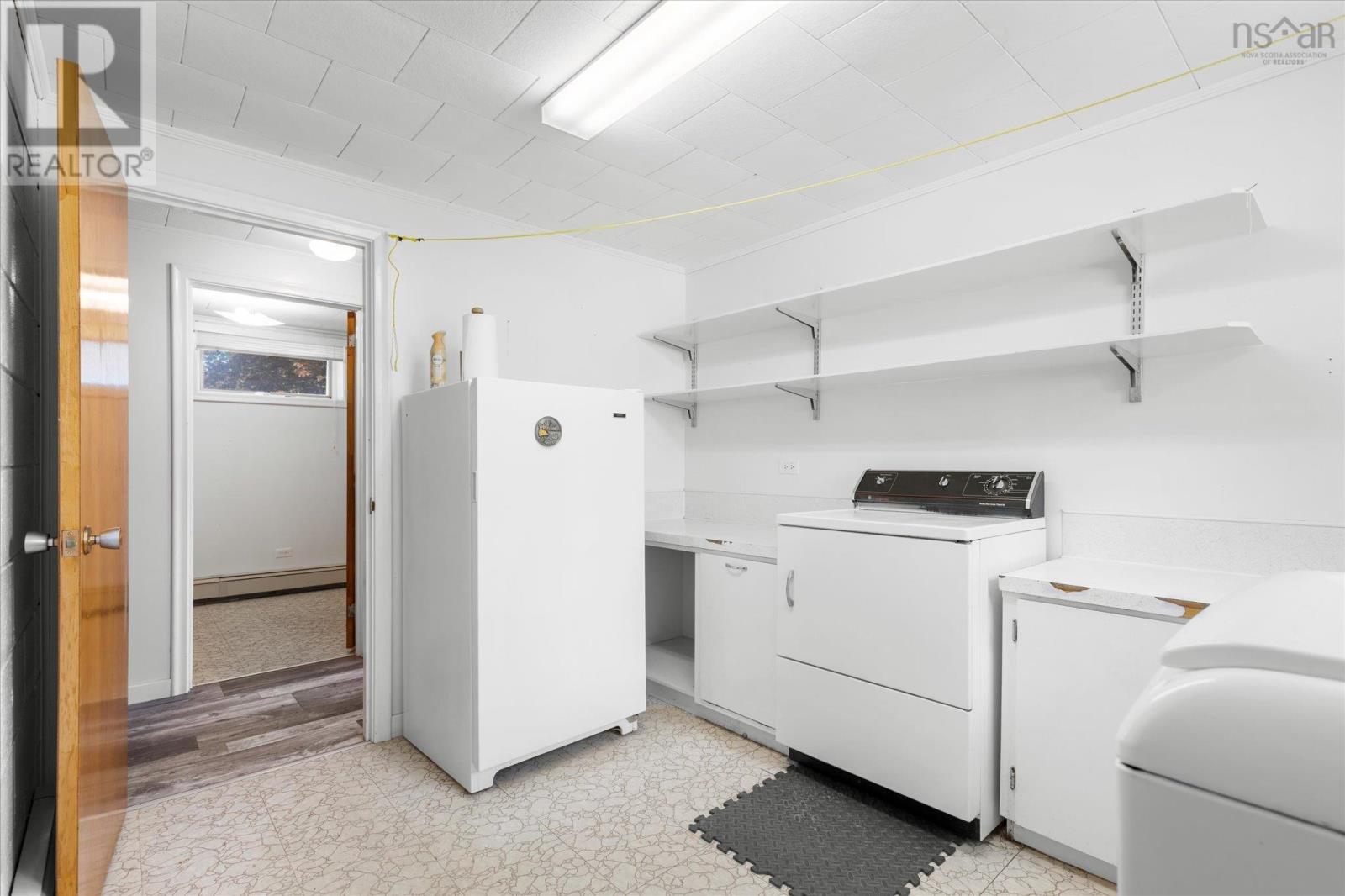 133 Hammond Street - 30