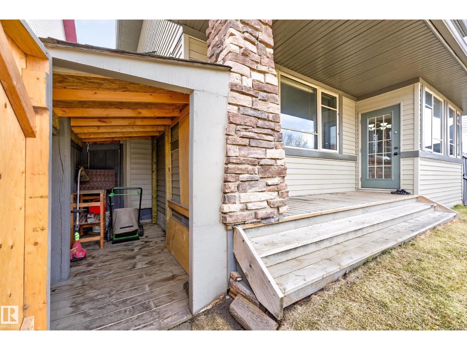 506 ADAMS WY SW - 18