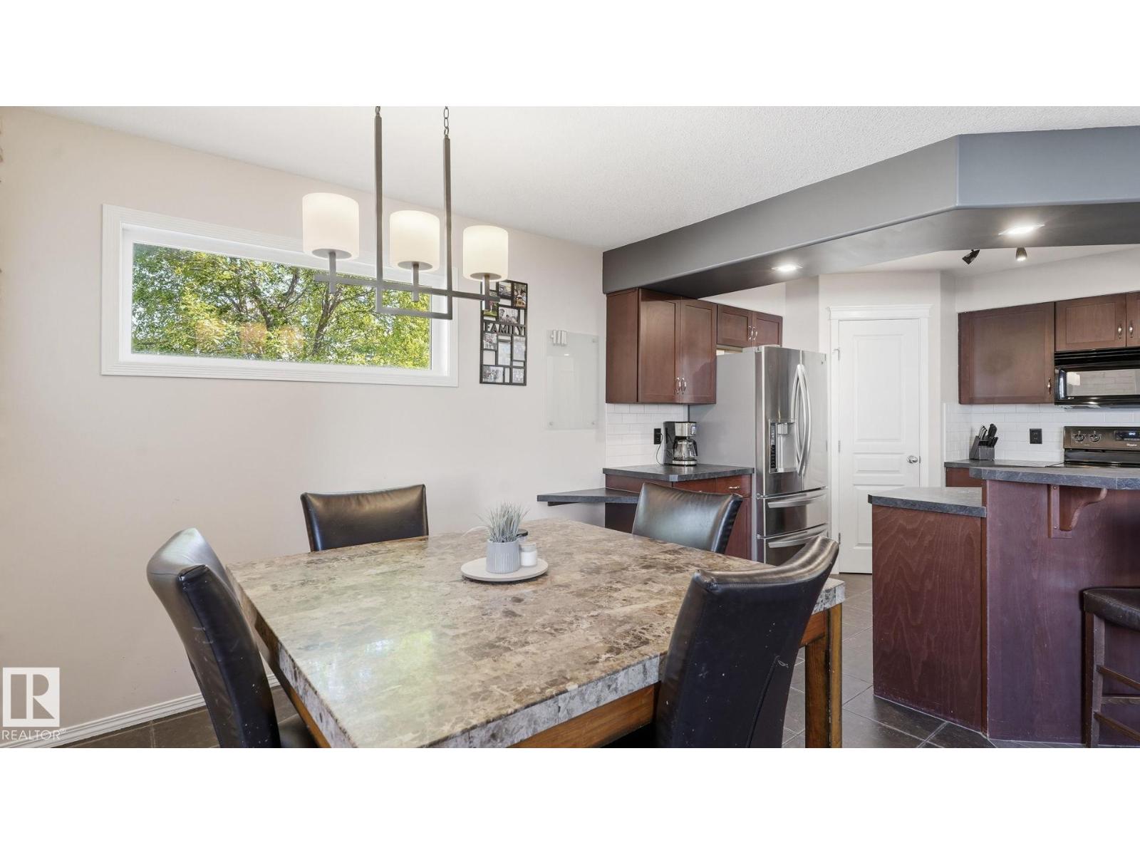 61 Spruce Village DR E - 10