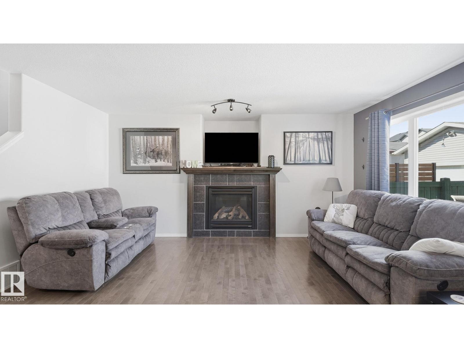 61 Spruce Village DR E - 12