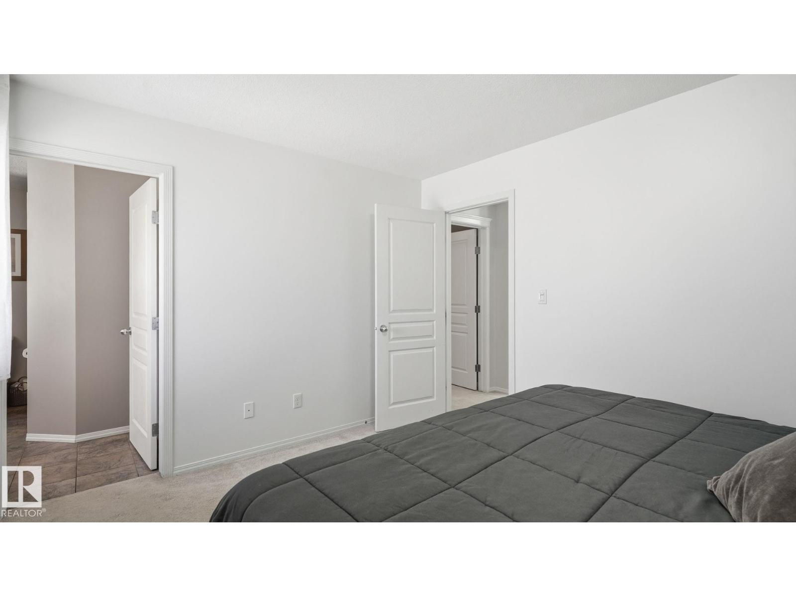 61 Spruce Village DR E - 19