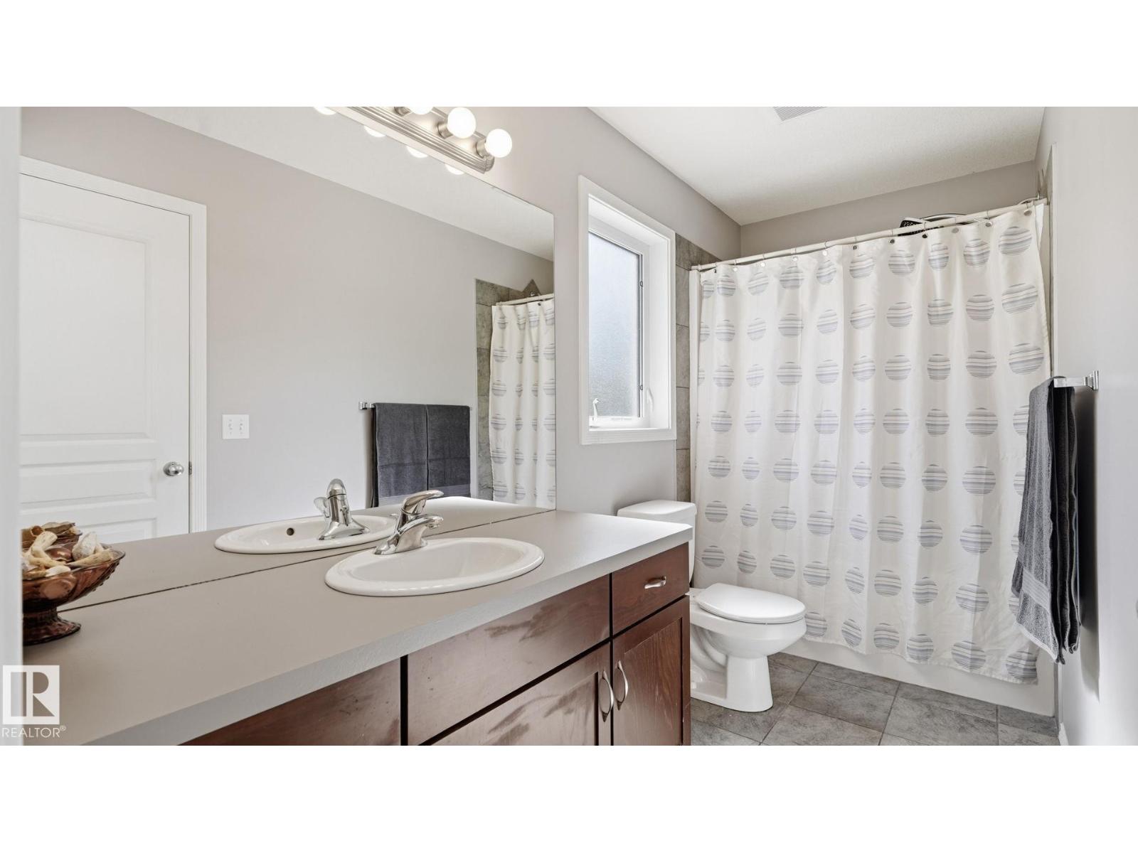 61 Spruce Village DR E - 24