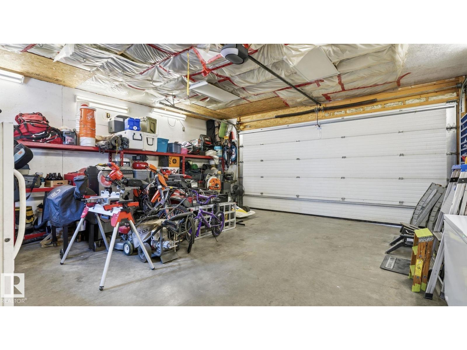 61 Spruce Village DR E - 40