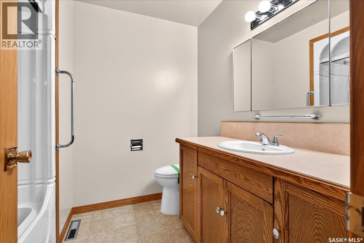 7320 7th AVENUE - 10