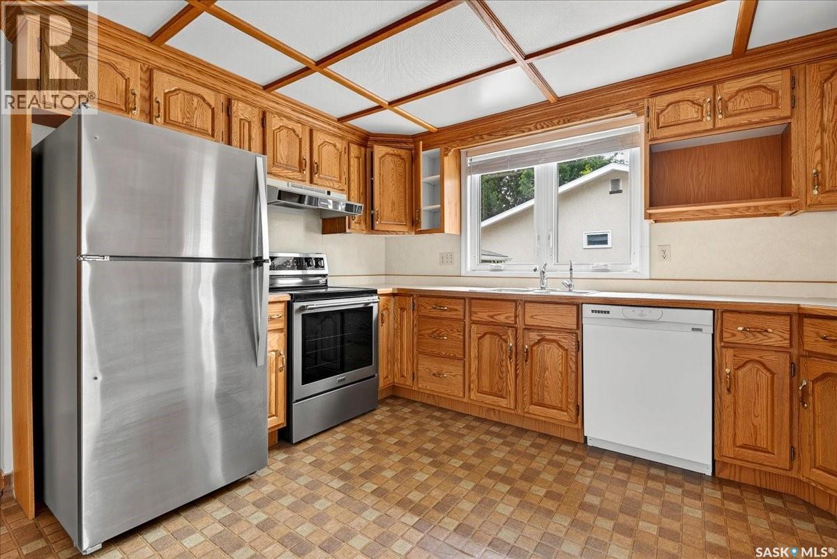 7320 7th AVENUE - 7