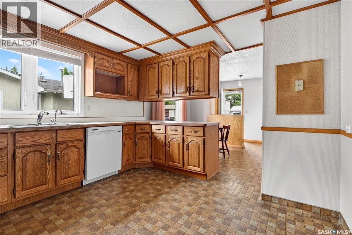 7320 7th AVENUE - 8
