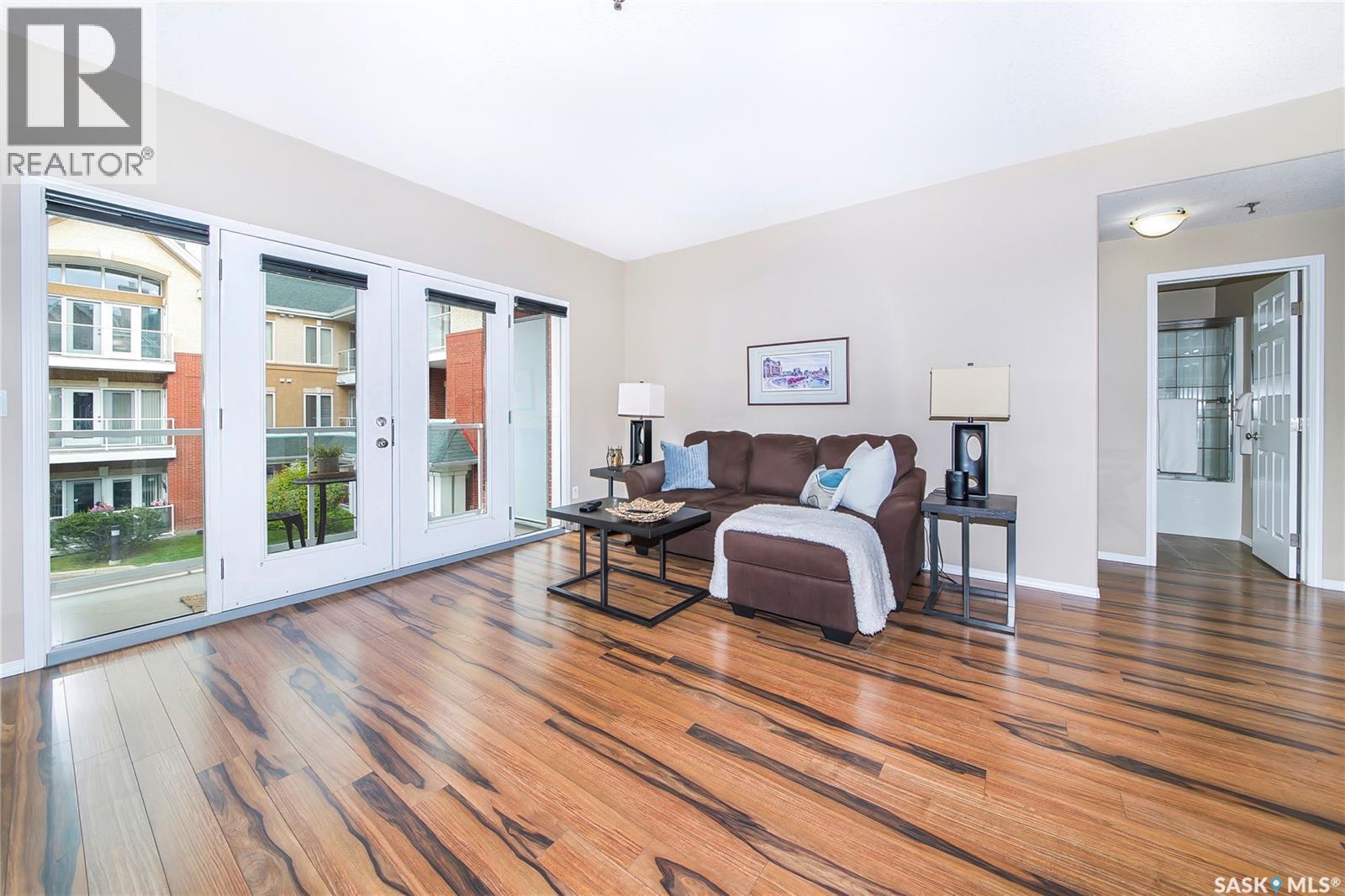 #218 928 Heritage VIEW - 15