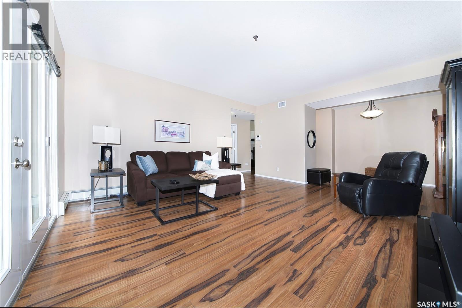 #218 928 Heritage VIEW - 16