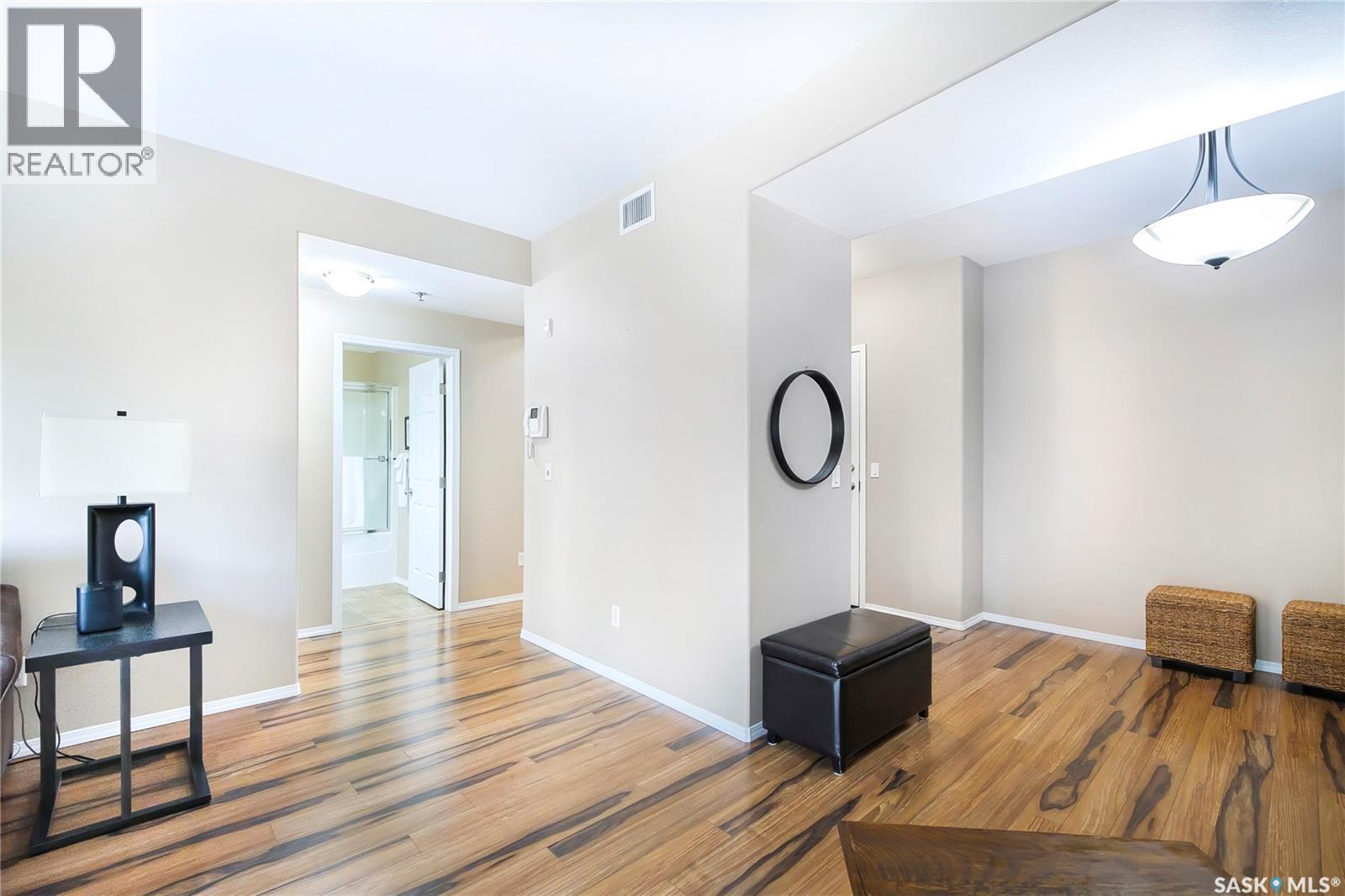 #218 928 Heritage VIEW - 19