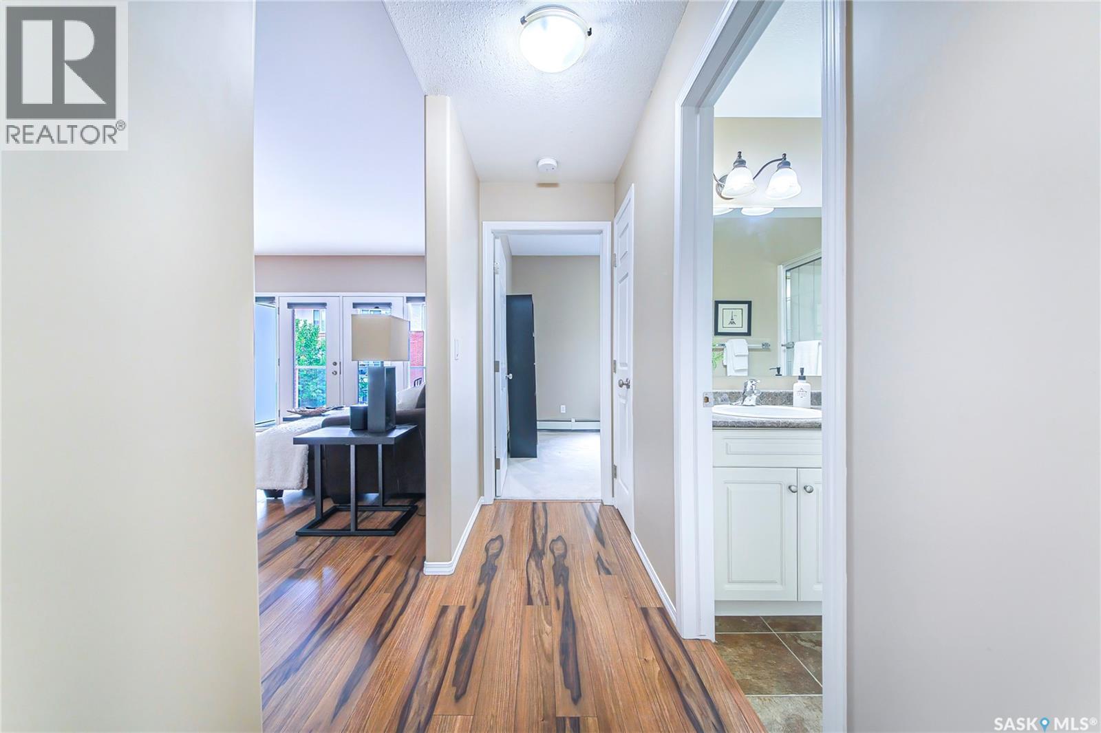 #218 928 Heritage VIEW - 24