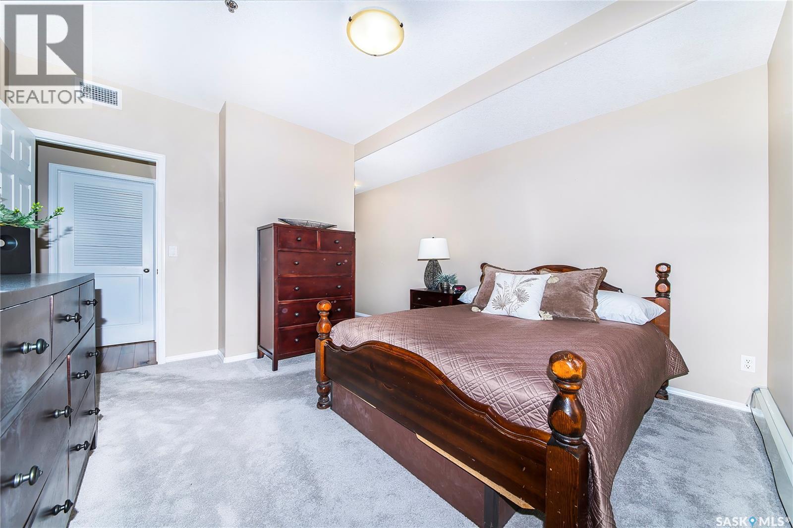 #218 928 Heritage VIEW - 31