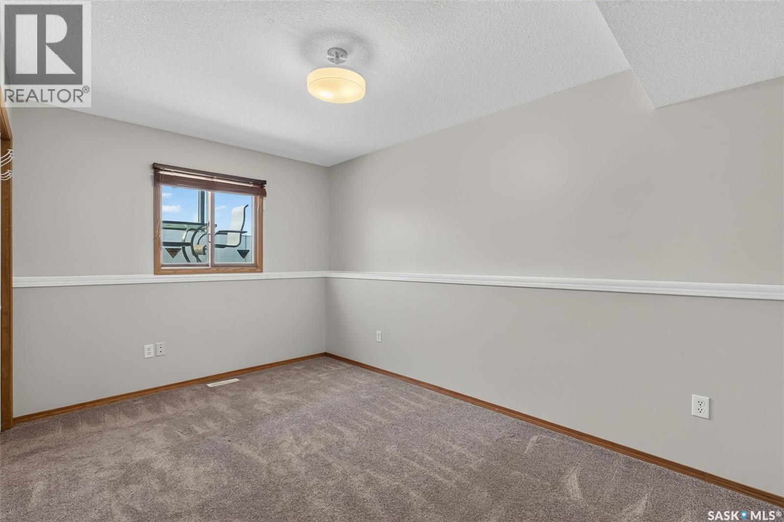 531 Mahon DRIVE - 33